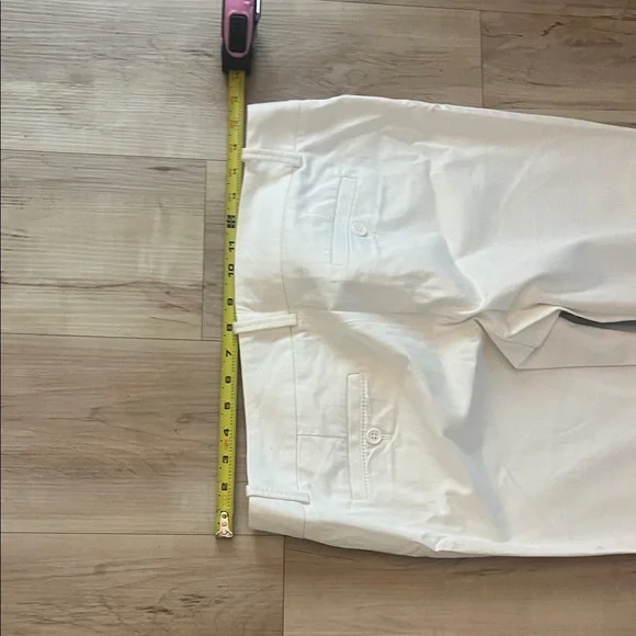 Women's Cream Capris - Picture 5 of 9